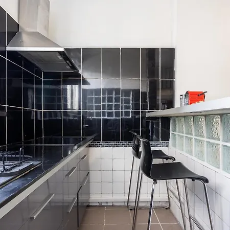 Loft Jacuzzi - Rer A A 1 Min - Paris Disneyland - Parking Apartman
