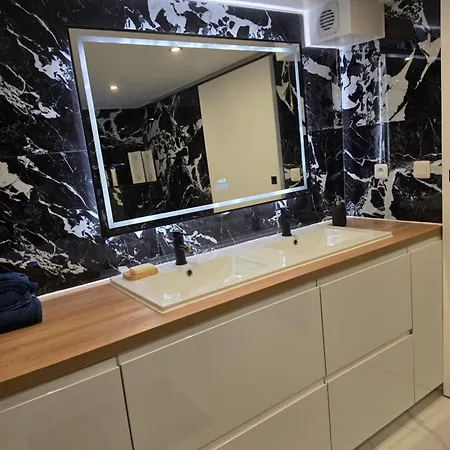 Loft Jacuzzi - Rer A A 1 Min - Paris Disneyland - Parking *