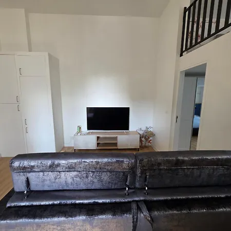 Loft Jacuzzi - Rer A A 1 Min - Paris Disneyland - Parking * Neuilly-Plaisance
