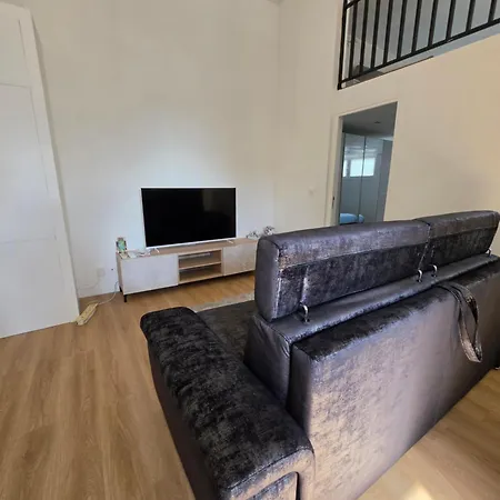Loft Jacuzzi - Rer A A 1 Min - Paris Disneyland - Parking *