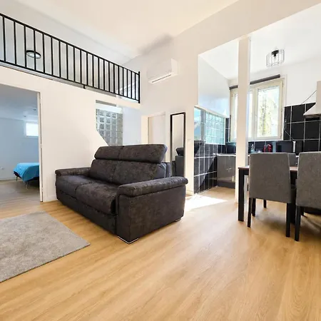 Loft Jacuzzi - Rer A A 1 Min - Paris Disneyland - Parking Apartman